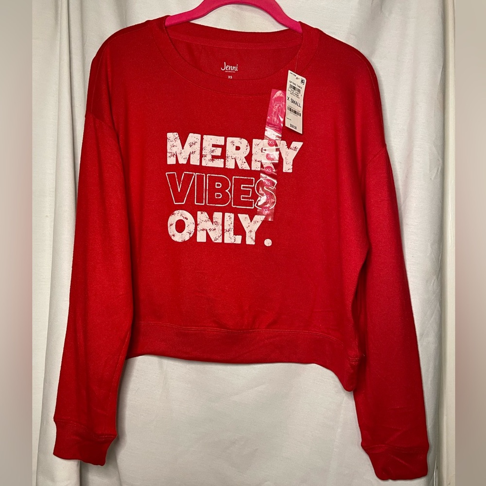 NWT Jenni Intimates Red Super Soft Sweater Graphic "Merry Vibes Only." Size XS